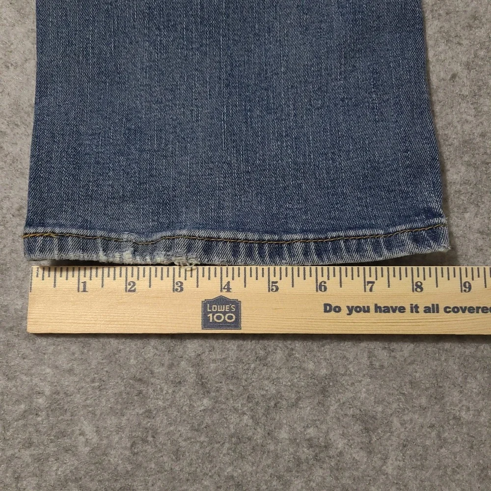 Levis these levi